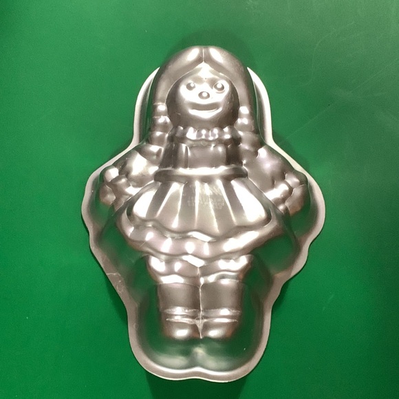 WILTON- VINTAGE 1975 Doll Cake Mold - Picture 2 of 5